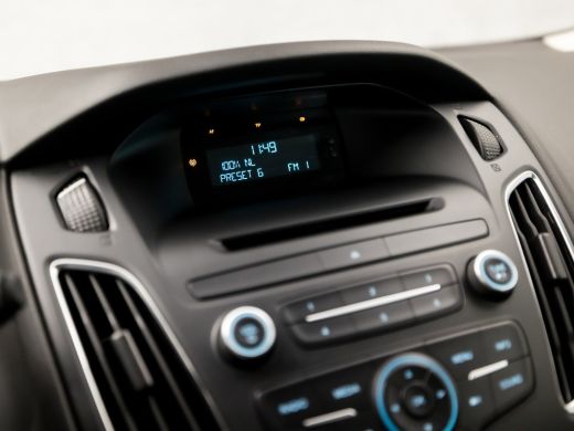 Ford Focus 1.0 Sport (AIRCO, STUURWIEL MULTIFUNCTIONEEL, START/STOP, SPORTSTOELEN, ELEK RAMEN, NIEUWSTAAT) ActivLease financial lease