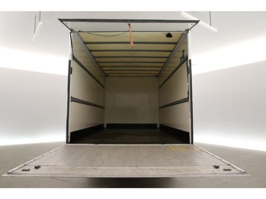 Ford Transit 350 2.0 TDCI Dubbellucht Bakwagen Laadklep Laadbak Airco 3 Persoons Elektrpakket ActivLease financial lease
