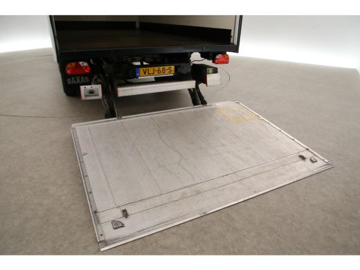 Ford Transit 350 2.0 TDCI Dubbellucht Bakwagen Laadklep Laadbak Airco 3 Persoons Elektrpakket ActivLease financial lease