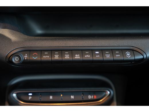 Jeep Avenger Longitude 54 kWh | Navigatie | Stoelverwarming | Keyless | 11kW | Cruise Controle | Climate Contr... ActivLease financial lease