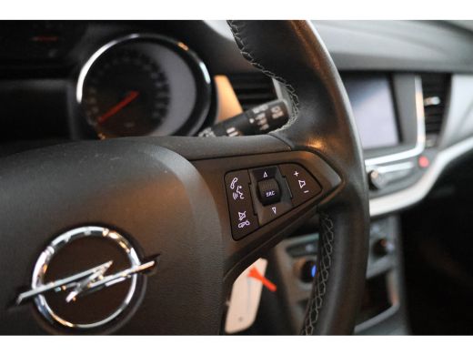 Opel Astra 1.2 Business Edition Cruise Control. Airco, Navi, PDC ActivLease financial lease