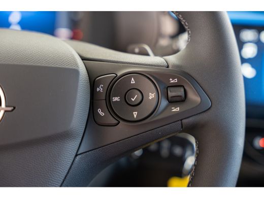 Opel Corsa 1.2 Turbo Hybrid Yes Automaat | Stoel & Stuurverwarming | Parkeersensoren | Apple Carplay & Andro... ActivLease financial lease
