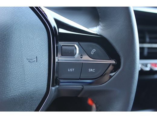 Peugeot 2008 1.2 PURETECH 100PK ACTIVE PACK / NAVI / CLIMA / LED / PDC / 16" LMV / PARELMOER / BLUETOOTH / CRU... ActivLease financial lease