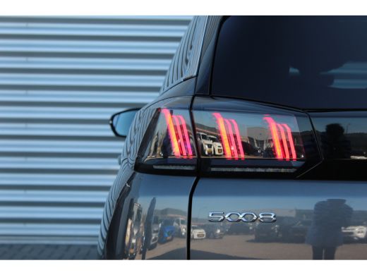 Peugeot 5008 1.2 PURETECH 130PK 7-ZITS GT AUTOMAAT / NAVI / LEDER / CLIMA / PDC / 18" LMV / CAMERA / KEYLESS /... ActivLease financial lease