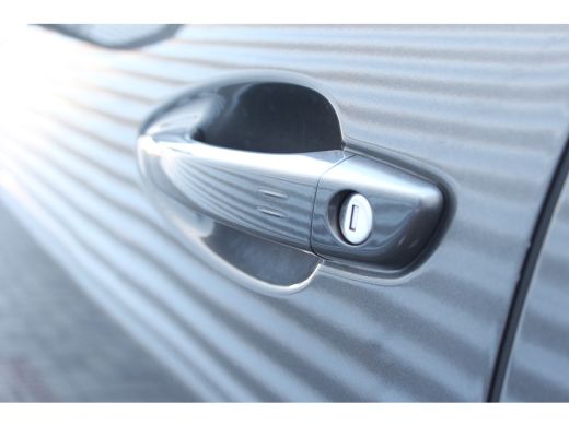 Peugeot 5008 1.2 PURETECH 130PK 7-ZITS GT AUTOMAAT / NAVI / LEDER / CLIMA / PDC / 18" LMV / CAMERA / KEYLESS /... ActivLease financial lease