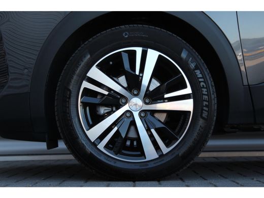 Peugeot 5008 1.2 PURETECH 130PK 7-ZITS GT AUTOMAAT / NAVI / LEDER / CLIMA / PDC / 18" LMV / CAMERA / KEYLESS /... ActivLease financial lease