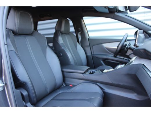 Peugeot 5008 1.2 PURETECH 130PK 7-ZITS GT AUTOMAAT / NAVI / LEDER / CLIMA / PDC / 18" LMV / CAMERA / KEYLESS /... ActivLease financial lease