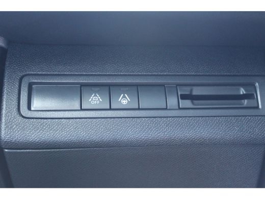 Peugeot 5008 1.2 PURETECH 130PK 7-ZITS GT AUTOMAAT / NAVI / LEDER / CLIMA / PDC / 18" LMV / CAMERA / KEYLESS /... ActivLease financial lease