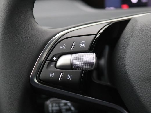 Skoda Elroq 60 Business Edition 204PK Warmtepomp, Keyless, Adaptieve Cruise Controle, Achteruitrijcamera, Sid... ActivLease financial lease