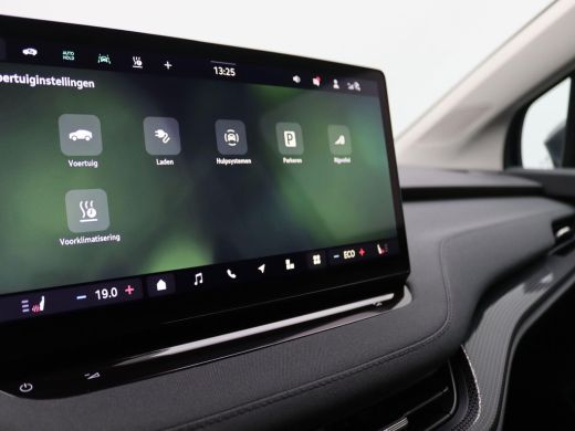 Skoda Elroq 60 Business Edition 204PK Warmtepomp, Keyless, Adaptieve Cruise Controle, Achteruitrijcamera, Sid... ActivLease financial lease
