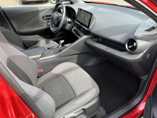 Toyota C-HR 1.8 Hybrid 140 First Edition | Navigatie | Apple CarPlay/Android auto | 360 graden camera | Elekt... ActivLease financial lease