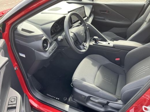 Toyota C-HR 1.8 Hybrid 140 First Edition | Navigatie | Apple CarPlay/Android auto | 360 graden camera | Elekt... ActivLease financial lease