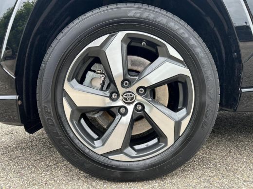 Toyota RAV4 2.5 Plug-in Hybrid AWD Style | Trekhaak | Apple CarPlay | Navigatie | Adaptive Cruise | Rijklaarp... ActivLease financial lease