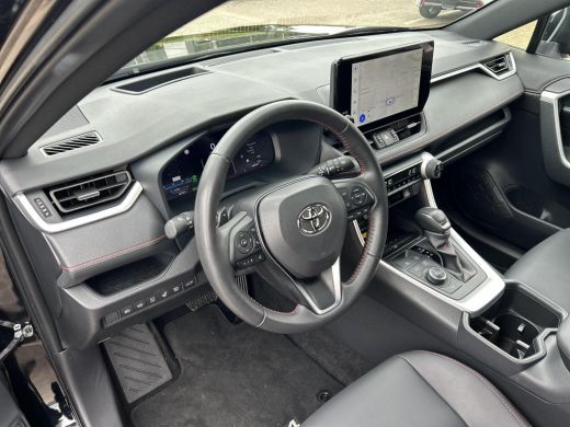 Toyota RAV4 2.5 Plug-in Hybrid AWD Style | Trekhaak | Apple CarPlay | Navigatie | Adaptive Cruise | Rijklaarp... ActivLease financial lease