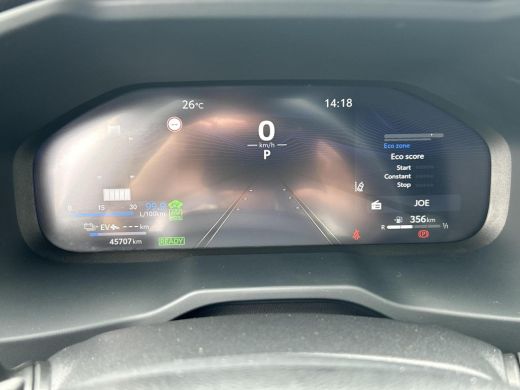 Toyota RAV4 2.5 Plug-in Hybrid AWD Style | Trekhaak | Apple CarPlay | Navigatie | Adaptive Cruise | Rijklaarp... ActivLease financial lease