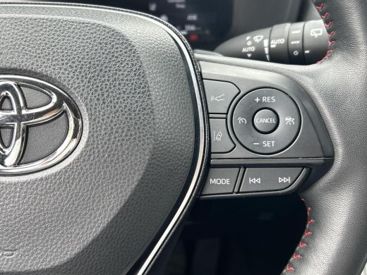 Toyota RAV4 2.5 Plug-in Hybrid AWD Style | Trekhaak | Apple CarPlay | Navigatie | Adaptive Cruise | Rijklaarp... ActivLease financial lease
