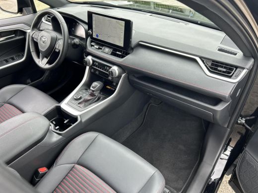 Toyota RAV4 2.5 Plug-in Hybrid AWD Style | Trekhaak | Apple CarPlay | Navigatie | Adaptive Cruise | Rijklaarp... ActivLease financial lease