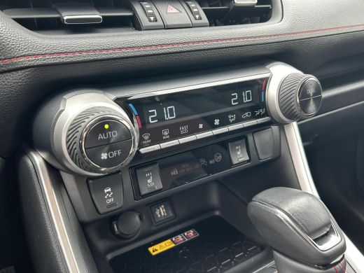 Toyota RAV4 2.5 Plug-in Hybrid AWD Style | Trekhaak | Apple CarPlay | Navigatie | Adaptive Cruise | Rijklaarp... ActivLease financial lease