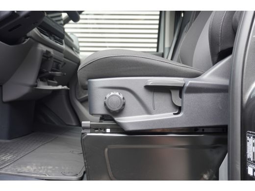 Volkswagen e-Transporter e-Transporter 218 pk e-Transporter Life 218 pk, Achterdeuren zonder ruit, Trekhaak, Climatronic, ... ActivLease financial lease