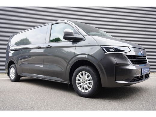 Volkswagen e-Transporter e-Transporter 286 pk e-Transporter Style 286 pk, Achterdeuren zonder ruit, Trekhaak, Climatronic,... ActivLease financial lease