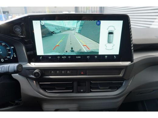 Volkswagen e-Transporter e-Transporter 286 pk e-Transporter Style 286 pk, Achterdeuren zonder ruit, Trekhaak, Climatronic,... ActivLease financial lease