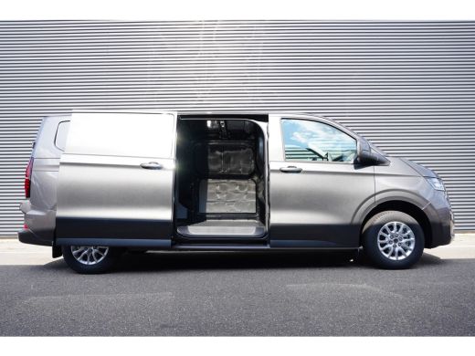 Volkswagen e-Transporter e-Transporter 286 pk e-Transporter Style 286 pk, Achterdeuren zonder ruit, Trekhaak, Climatronic,... ActivLease financial lease