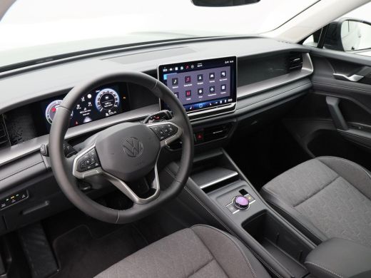 Volkswagen Tayron 1.5 eHybrid 204 Pk Automaat Life Edition | Trekhaak | 17 Inch | LED Matrix | Privacy Glass | 360 ... ActivLease financial lease