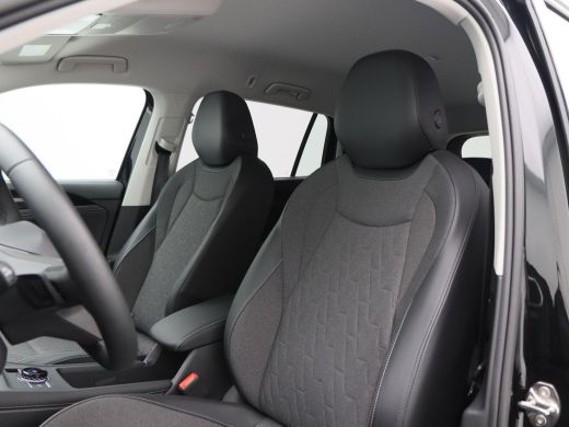 Volkswagen Tayron 1.5 eHybrid 204 Pk Automaat Life Edition | Trekhaak | 17 Inch | LED Matrix | Privacy Glass | 360 ... ActivLease financial lease