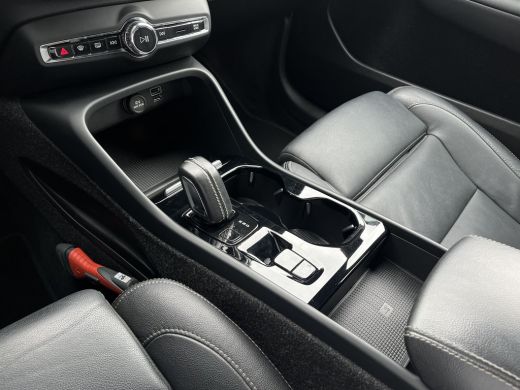 Volvo  XC40 1.5 T5 Recharge R-Design | Pilot Assist | Harman/Kardon | 21" | Camera | ActivLease financial lease