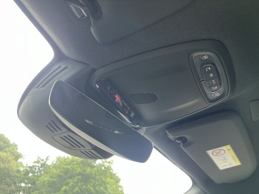 Volvo  XC40 1.5 T5 Recharge R-Design | Pilot Assist | Harman/Kardon | 21" | Camera | ActivLease financial lease