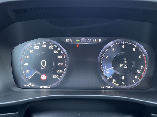 Volvo  XC40 2.0 B4 Business Pro | Pilot Assist | Trekhaak | Camera | DAB | ActivLease financial lease