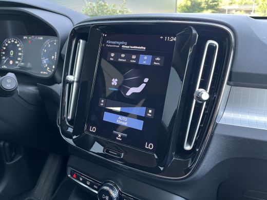 Volvo  XC40 2.0 B4 Business Pro | Pilot Assist | Trekhaak | Camera | DAB | ActivLease financial lease