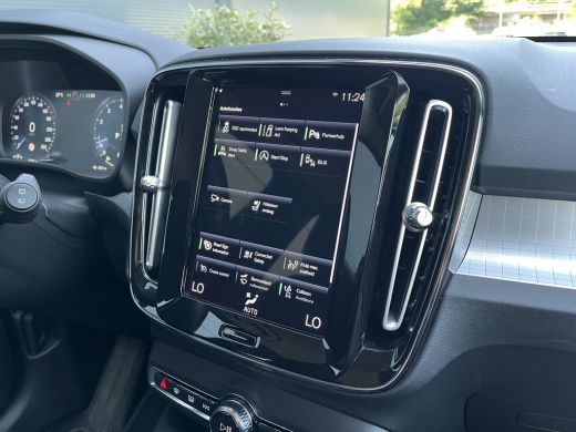 Volvo  XC40 2.0 B4 Business Pro | Pilot Assist | Trekhaak | Camera | DAB | ActivLease financial lease