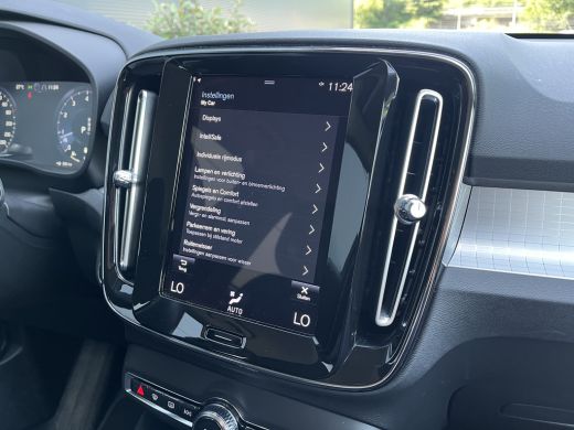 Volvo  XC40 2.0 B4 Business Pro | Pilot Assist | Trekhaak | Camera | DAB | ActivLease financial lease