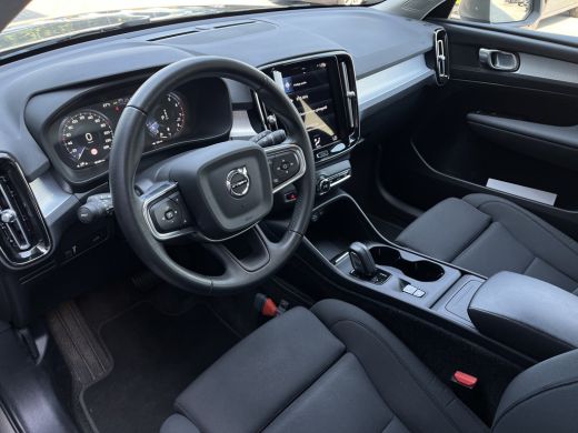 Volvo  XC40 2.0 B4 Business Pro | Pilot Assist | Trekhaak | Camera | DAB | ActivLease financial lease