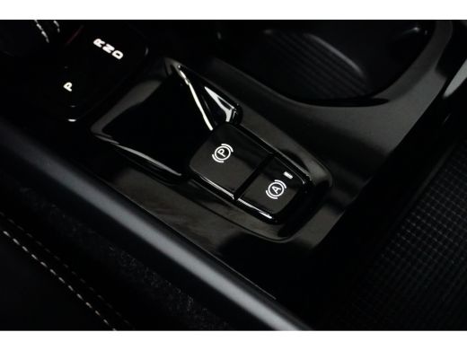 Volvo  XC40 T5 R-Design | Keyless | Nubuck Bekleding | 19" | ActivLease financial lease