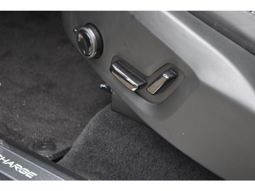 Volvo  XC90 T8 Ultimate Dark | B&W | HUD | Luchtvering | Trekhaak | 360 | Stoelventilatie | ActivLease financial lease