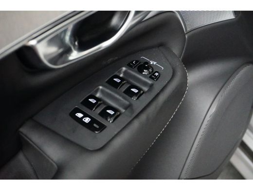 Volvo  XC90 T8 Ultimate Dark | B&W | HUD | Luchtvering | Trekhaak | 360 | Stoelventilatie | ActivLease financial lease