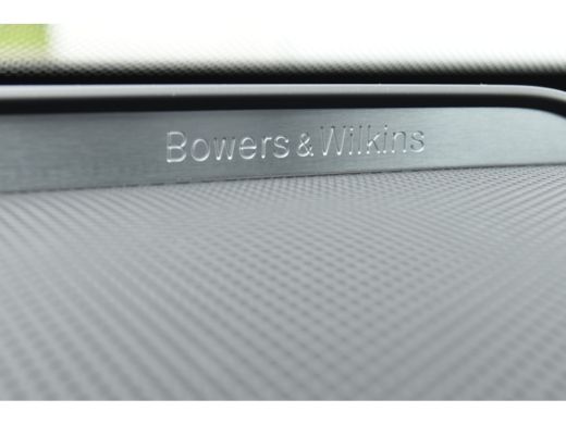 Volvo  XC90 T8 Ultimate Dark | B&W | HUD | Luchtvering | Trekhaak | 360 | Stoelventilatie | ActivLease financial lease