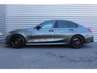 BMW 3 Serie 318i 156PK HIGH EXECUTIVE AUTOMAAT / NAVI / LEDER / CLIMA / FULL-LED / PDC / 19" LMV / CAMERA / K...
