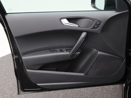 Audi A1 Sportback Sportback 1.0 TFSi S-Line | Cruise | Navigatie | Airco | Bluetooth | Parkeersensoren | 17 Inch | ... ActivLease financial lease