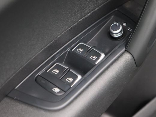 Audi A1 Sportback Sportback 1.0 TFSi S-Line | Cruise | Navigatie | Airco | Bluetooth | Parkeersensoren | 17 Inch | ... ActivLease financial lease