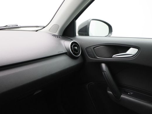 Audi A1 Sportback Sportback 1.0 TFSi S-Line | Cruise | Navigatie | Airco | Bluetooth | Parkeersensoren | 17 Inch | ... ActivLease financial lease