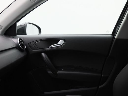 Audi A1 Sportback Sportback 1.0 TFSi S-Line | Cruise | Navigatie | Airco | Bluetooth | Parkeersensoren | 17 Inch | ... ActivLease financial lease
