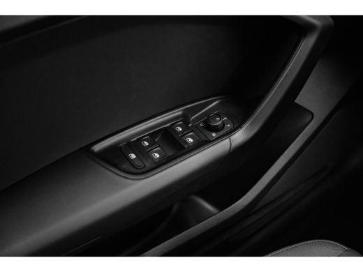 Audi A1 Sportback Sportback 25 TFSI S edition 96PK AUT | Stoelverw. voor | Apple CarPlay & Android Auto | Park. hul... ActivLease financial lease