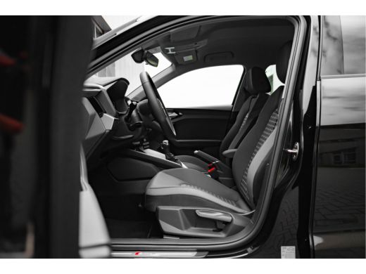 Audi A1 Sportback Sportback 25 TFSI S edition 96PK AUT | Stoelverw. voor | Apple CarPlay & Android Auto | Park. hul... ActivLease financial lease