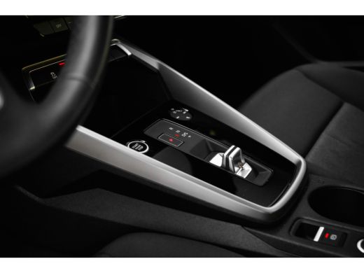 Audi A3 Sportback 30 TFSI Pro Line 111PK | Climate Control | Apple Carplay/Android Auto | DAB ontvanger | ActivLease financial lease