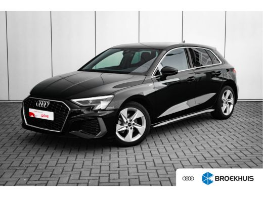 Audi A3 Sportback 30 TFSI S edition 111PK | Stoelverwarming voorin | Privacy glas | Ambient verlichting