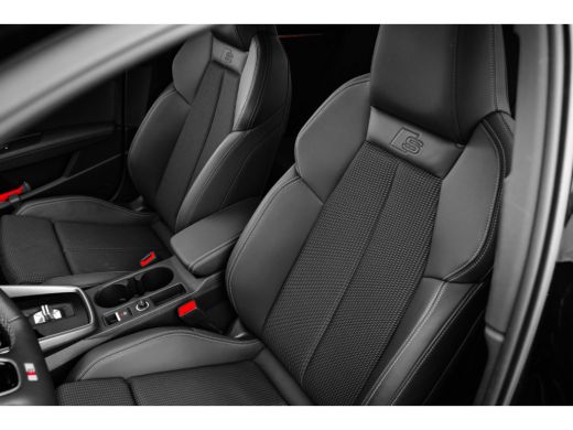 Audi A3 Sportback 30 TFSI S edition 111PK | Stoelverwarming voorin | Privacy glas | Ambient verlichting ActivLease financial lease
