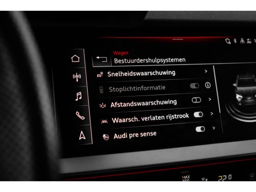 Audi A3 Sportback 30 TFSI S edition 111PK | Stoelverwarming voorin | Privacy glas | Ambient verlichting ActivLease financial lease